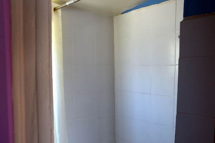 Room 25 of 47