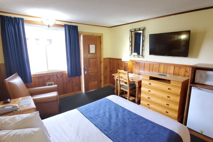 Room 42 of 145