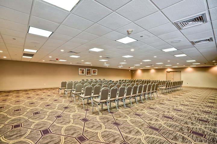 DoubleTree by Hilton Downtown Wilmington - Legal District