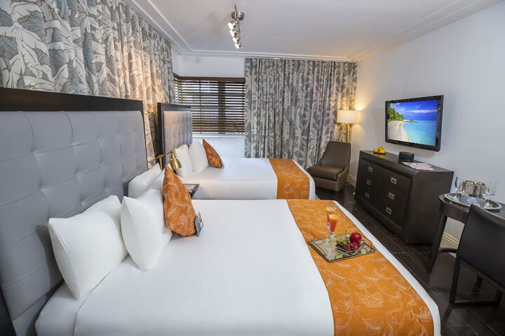 Room 52 of 77