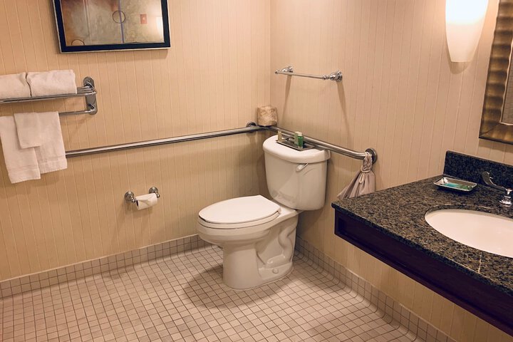 Ontario Airport Hotel & Conference Center