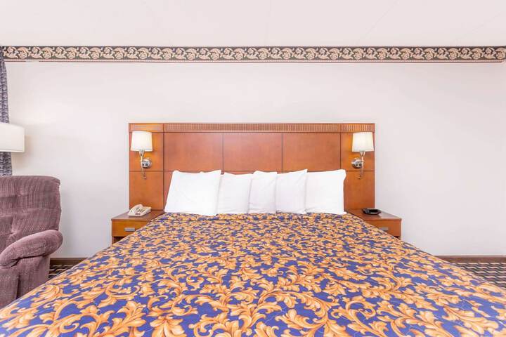Room 17 of 25