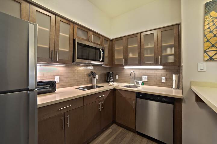 Staybridge Suites Houston - Humble Beltway 8 E by IHG