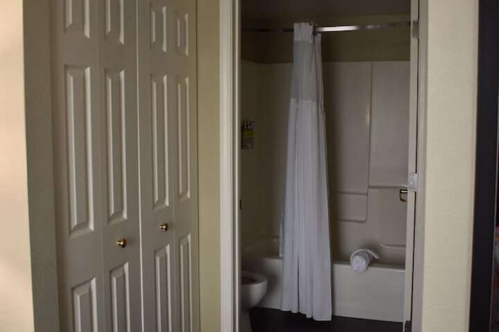 Staybridge Suites Cranbury by IHG