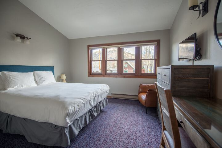 Room 16 of 43