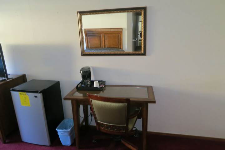 Room 22 of 42