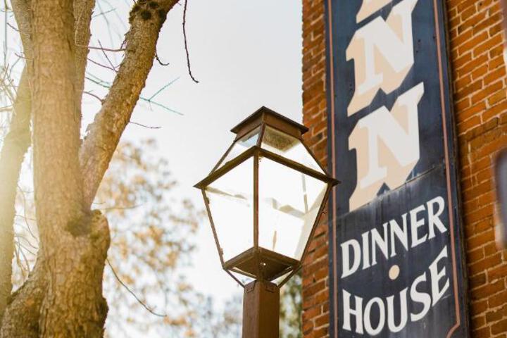 Historic Jacksonville Inn