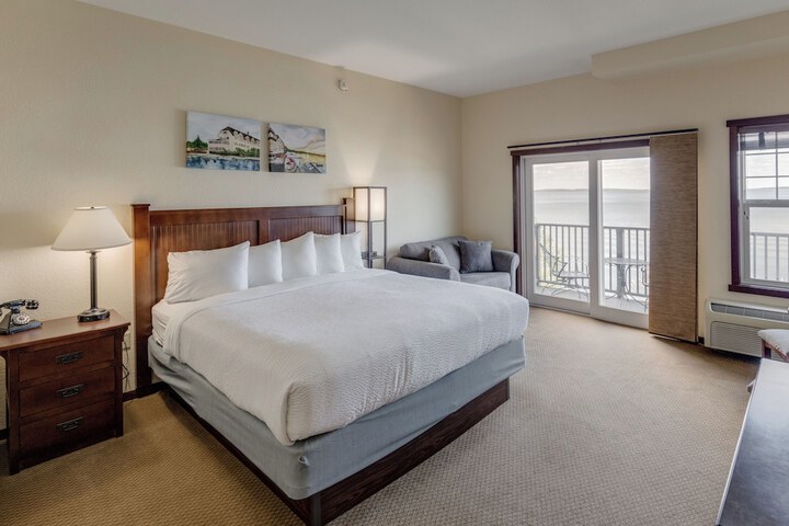 Room 123 of 250