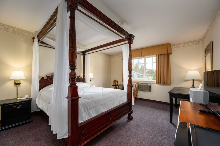 Three Rivers Inn