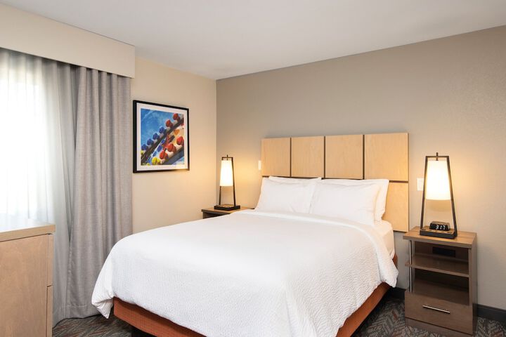 Room 30 of 61