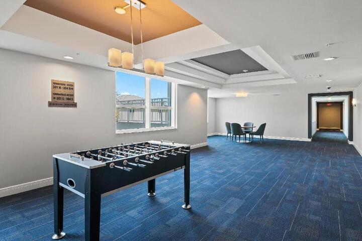 Luxury Near the Beach! Beach pass included!
