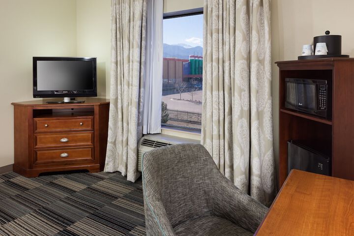 Room 19 of 34