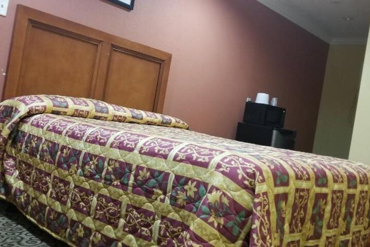 TRAVEL HAVEN MOTEL