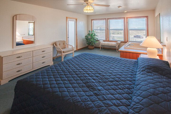 Room 16 of 39