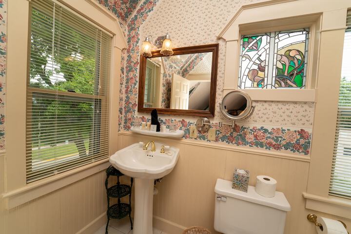 Room 65 of 129