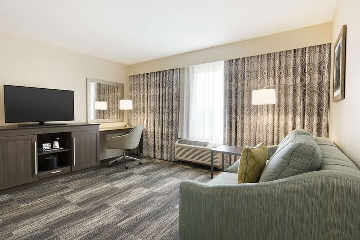 Hampton Inn & Suites Niles / Warren