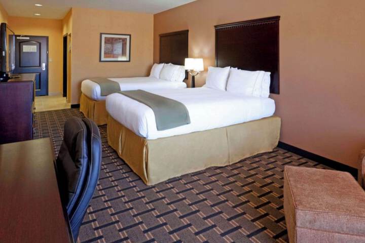 Room 21 of 28