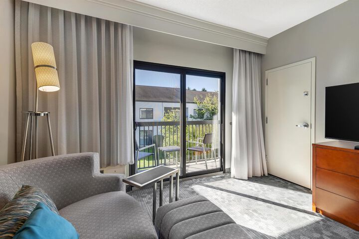 Sonesta Select Newport Middletown