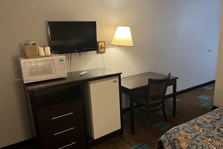 Room 17 of 26