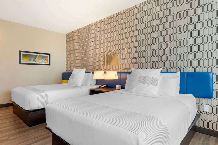 Room 21 of 26