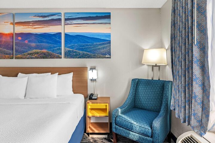 Days Inn by Wyndham Chattanooga / Hamilton Place