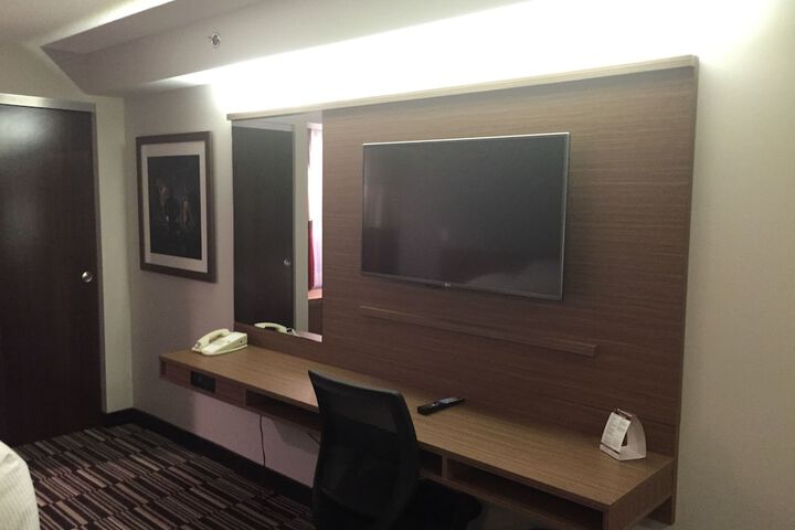 Room 29 of 57