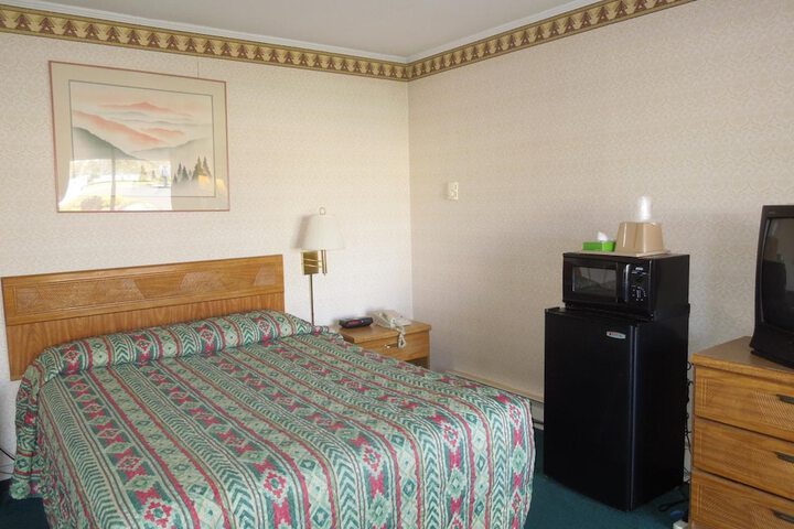 Room 23 of 60