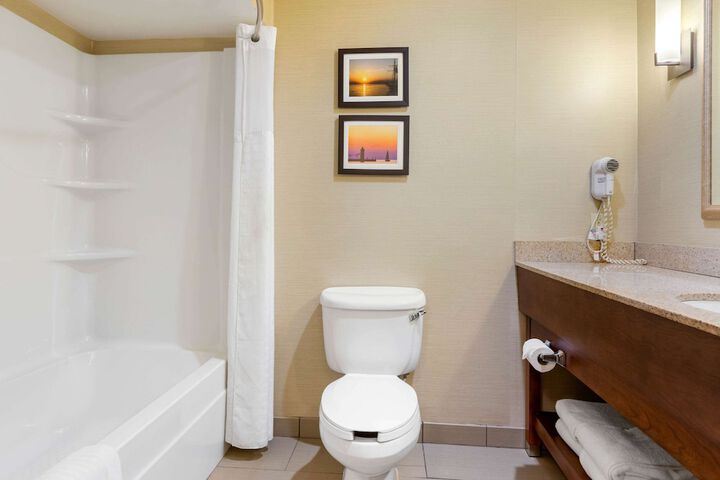 Room 15 of 31