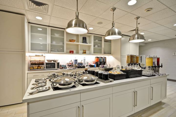 Homewood Suites by Hilton Oakland-Waterfront