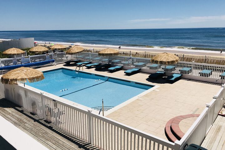 Pool 14 of 122