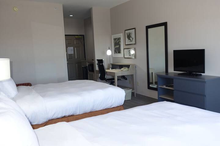 Room 6 of 20