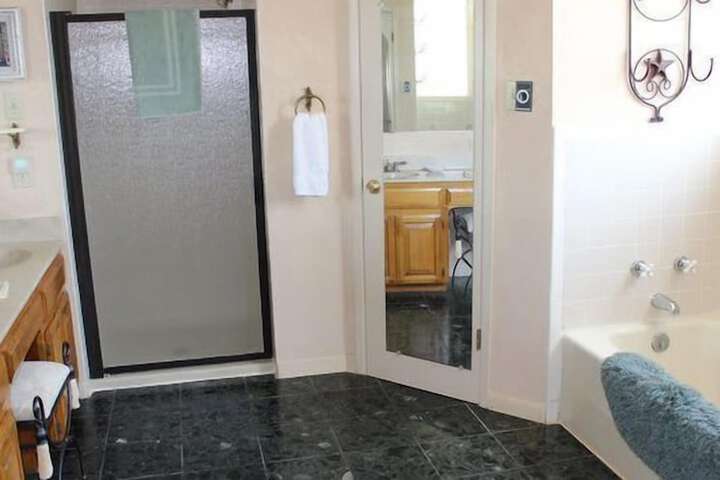 Room 8 of 29