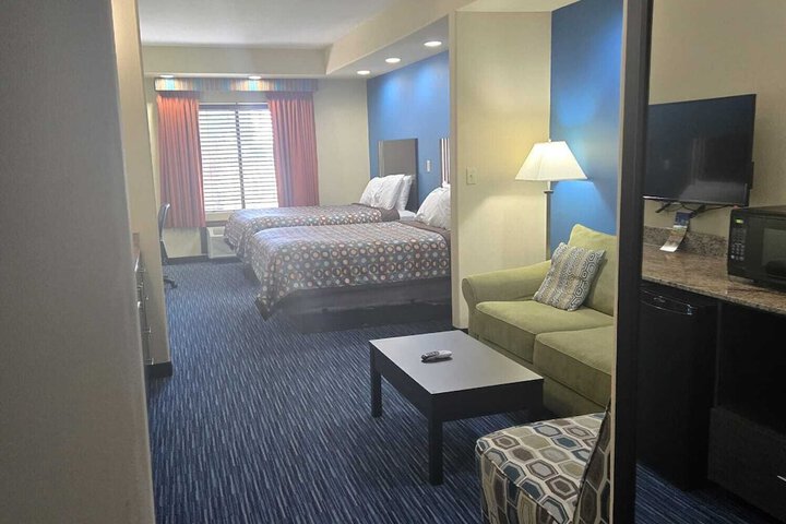 Karnes City Lodge