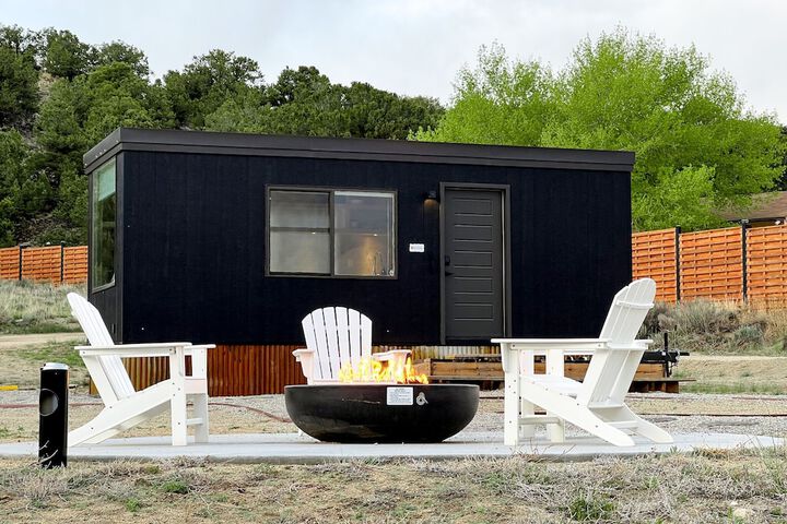 BV Overlook Camp & Lodging