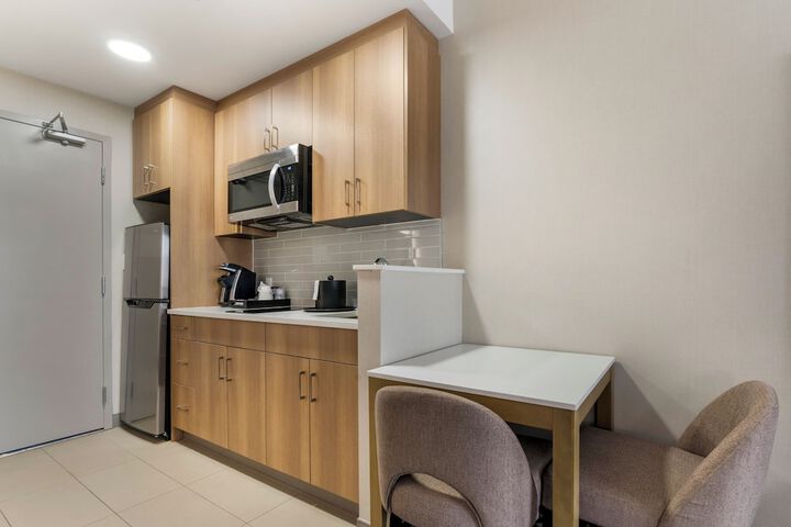 Best Western Premier Route 97 Vernon