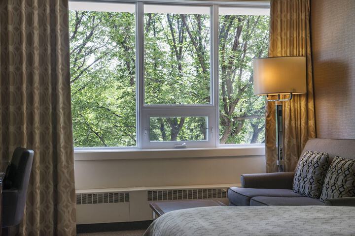 Room 21 of 100