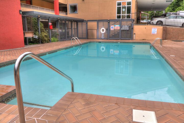 Pool 4 of 46