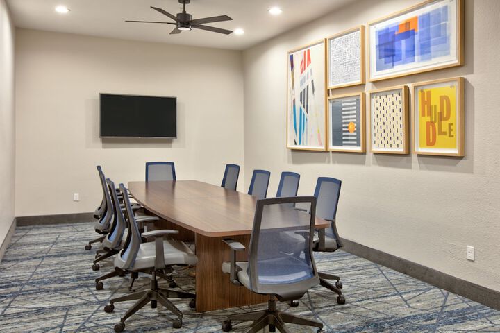 Holiday Inn Express & Suites North Dallas at Preston by IHG