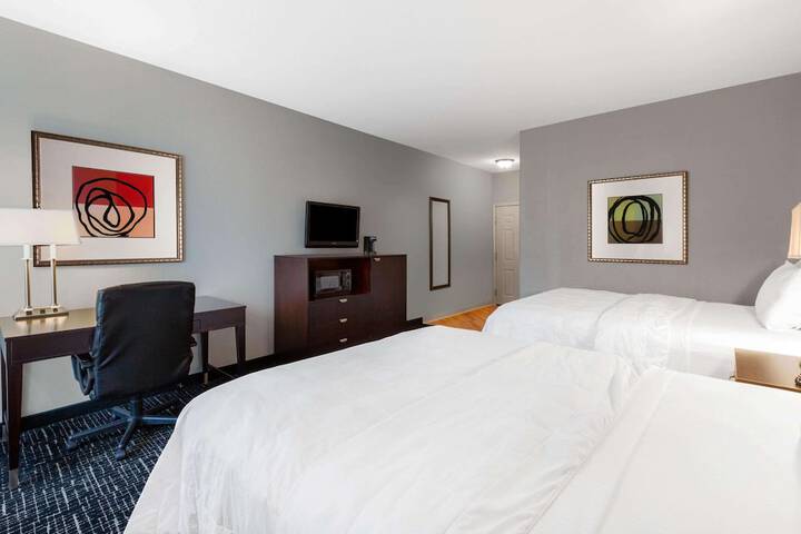 Room 15 of 30
