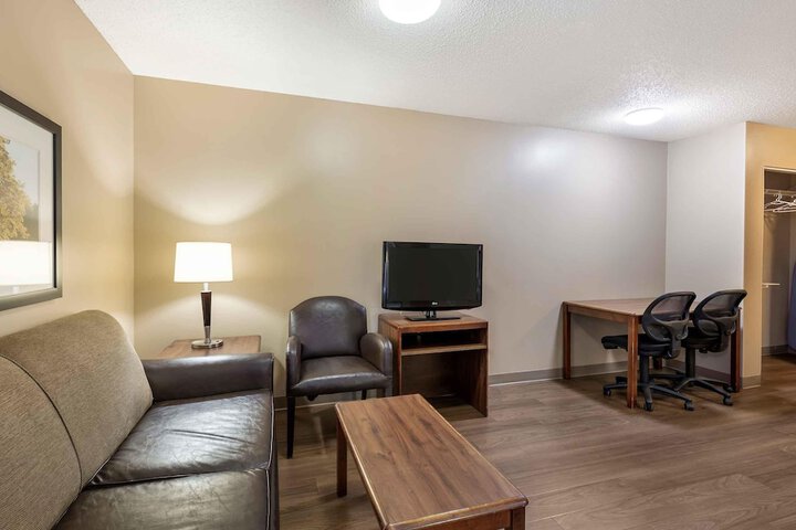 Extended Stay America Suites Cleveland Great Northern Mall