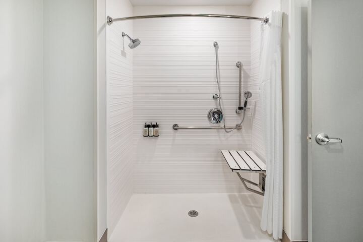 avid hotel Bentonville – Rogers by IHG