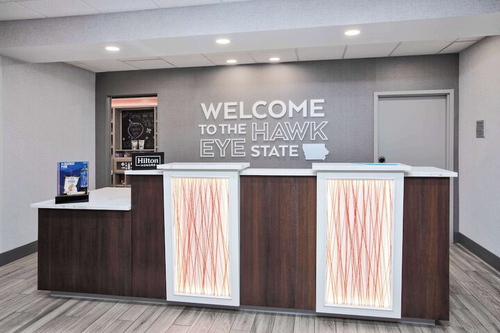 Hampton Inn Clinton IA