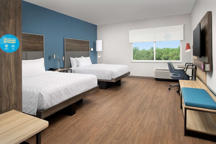 Room 12 of 40