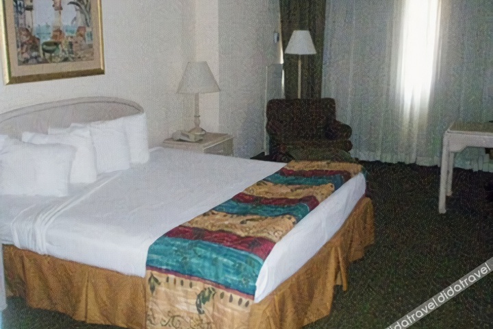 Clarion Hotel