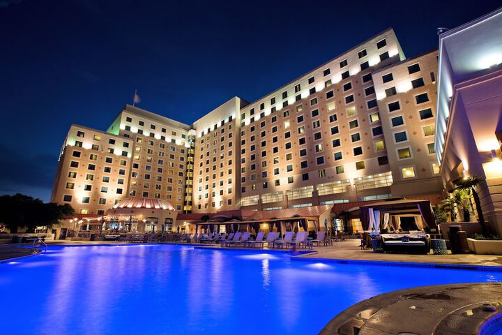 Harrahs Gulf Coast Hotel & Casino - a Caesars Rewards Destination