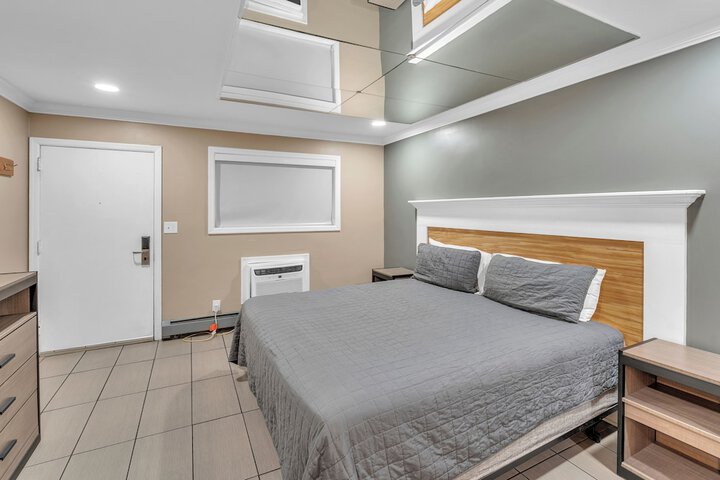 Bentley motel