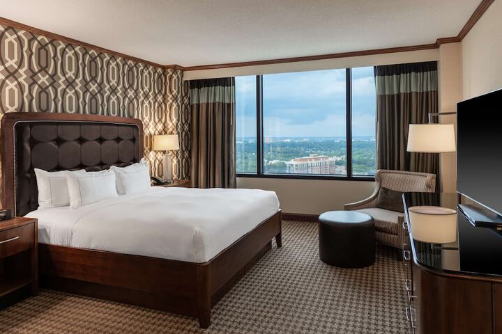 Room 43 of 130