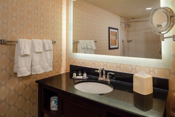 Crowne Plaza St. Louis Airport by IHG