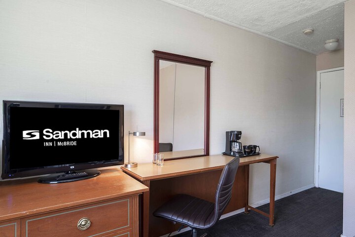 Room 19 of 25