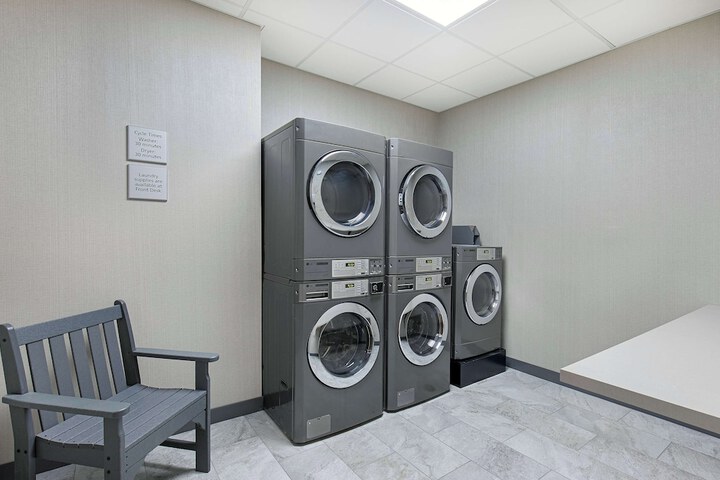 Hampton Inn Albertville